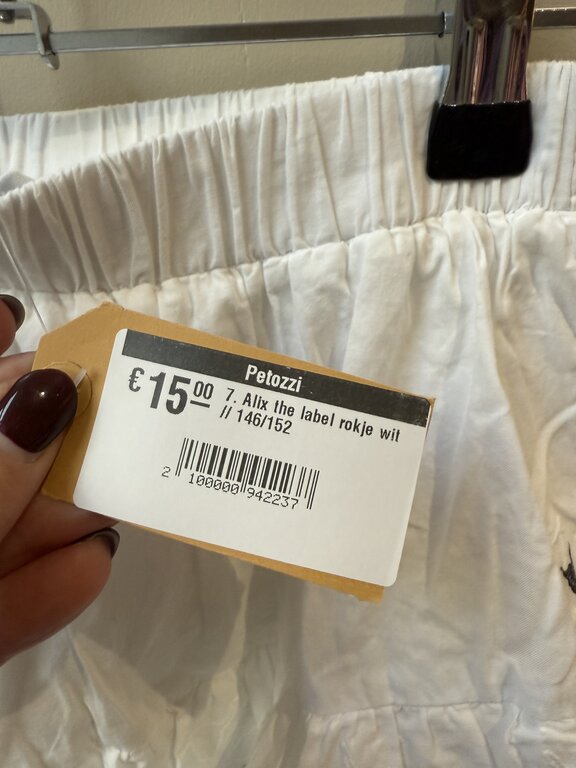 Preloved 7. Alix the label rokje wit // 146/152