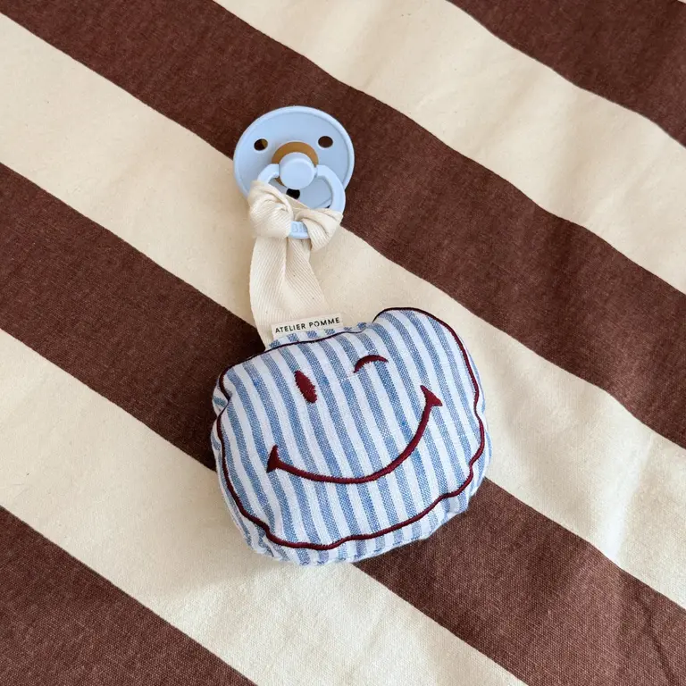 Atelier Pomme pacifier cloth pomme // la mer douce