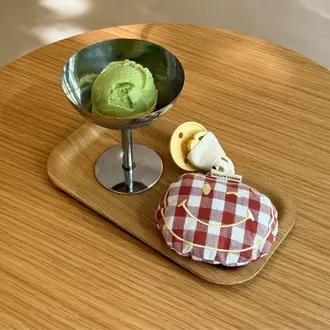Atelier Pomme pacifier cloth pomme // checked bisous brique