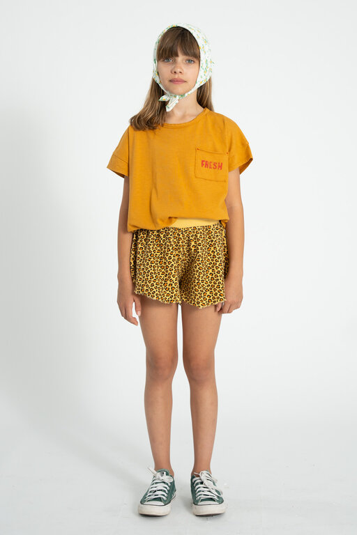 Piupiuchick tshirt // camel w strawberry print