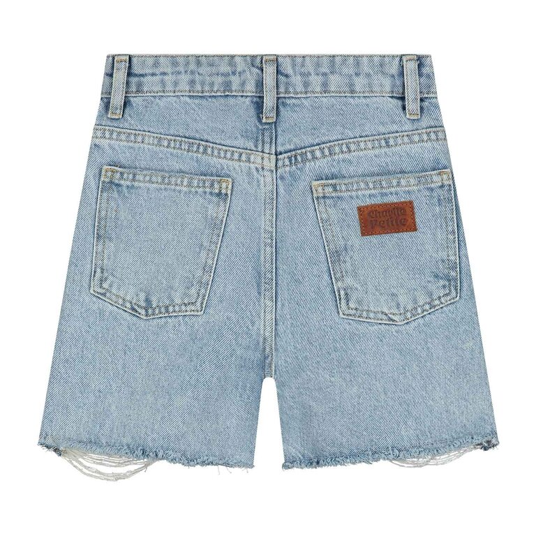 Charlie Petite isae bermuda // light snow wash