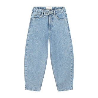 Charlie Petite pip baggy jeans // light snow wash