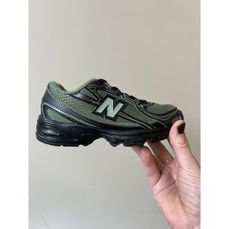 New Balance 740 kids // utility green/black