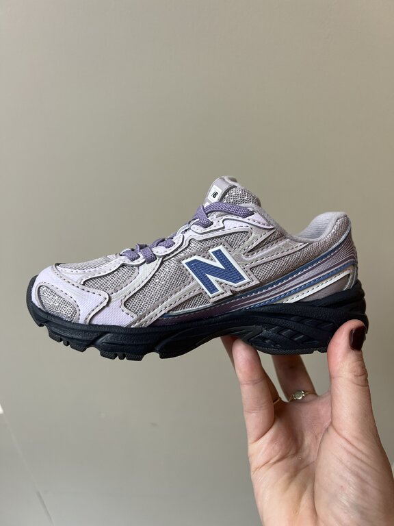 New Balance 740 kids // truffle salt/fairweather blu