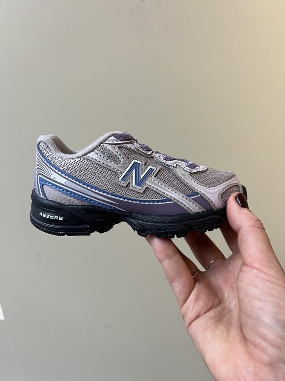 New Balance 740 toddler // truffle salt/fairweather blue