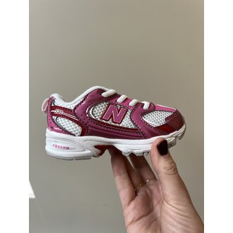 New Balance 530 toddler // pink satin/shadow red