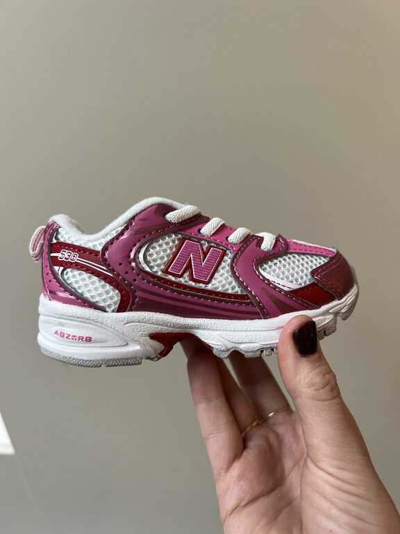 New Balance 530 toddler // pink satin/shadow red