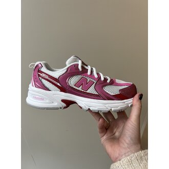 New Balance 530 teens  // pink satin/shadow red