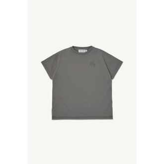 Main Story oversized tee  // plum kitten