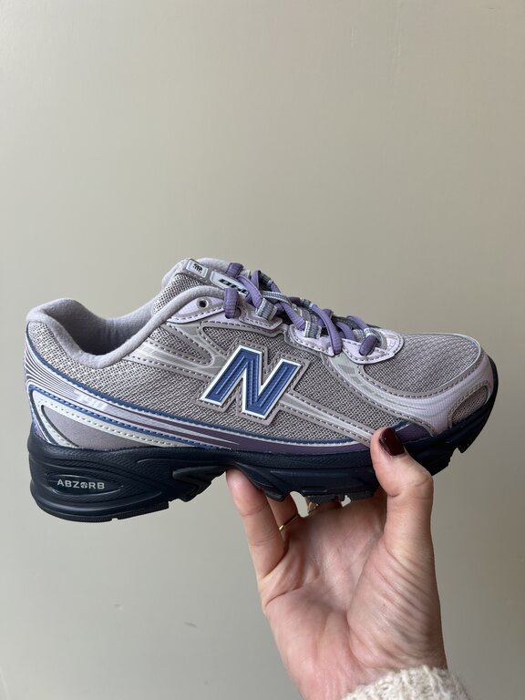 New Balance 740 teen // truffle salt/fairweather blu