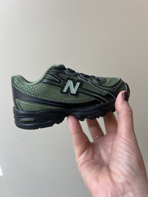 New Balance 740 toddler // utility green/black