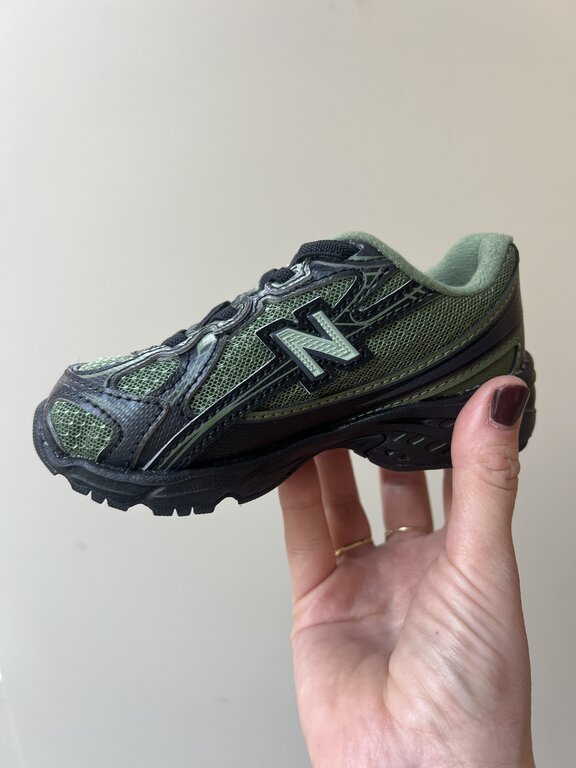 New Balance 740 toddler // utility green/black