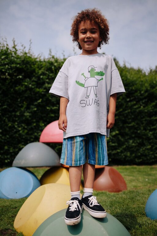 Daily Brat swag tshirt // dapple gray