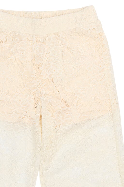 The New wide lace pants // gardenia