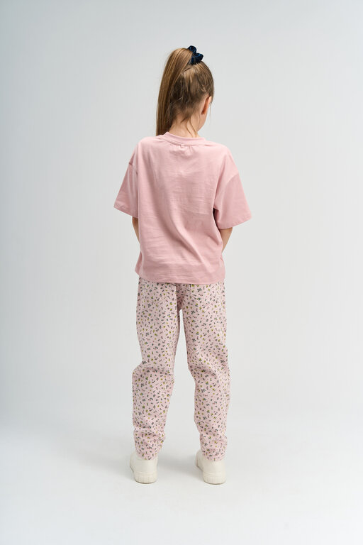 The New selda mom fit jeans // light lilac AOP