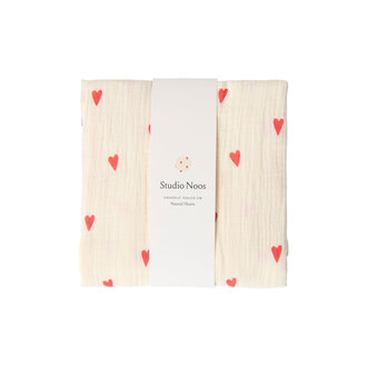 Studio Noos large swaddle // beige hearts