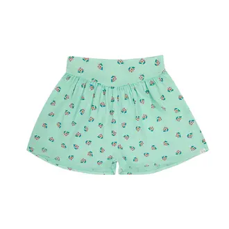 Jenest summer shorts // flower aop fresh green