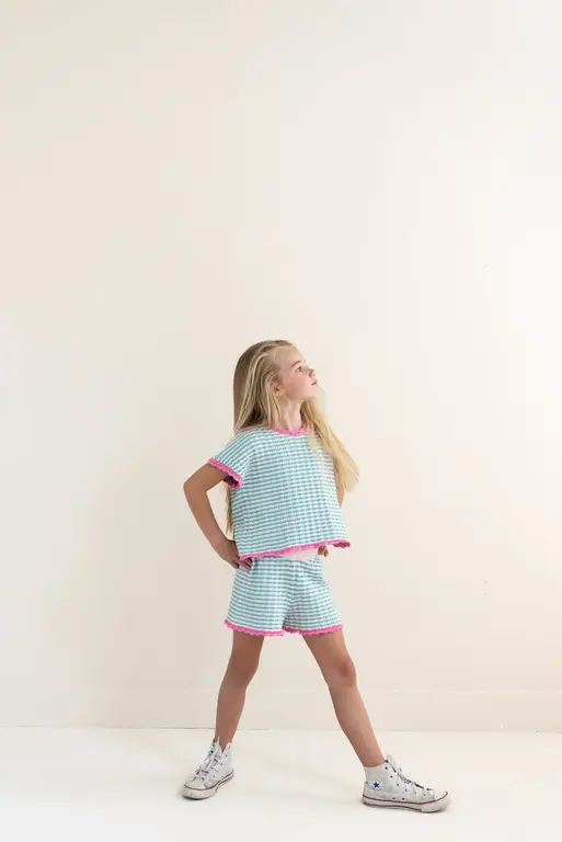 Jenest lara shorts // fresh green / blossom pink