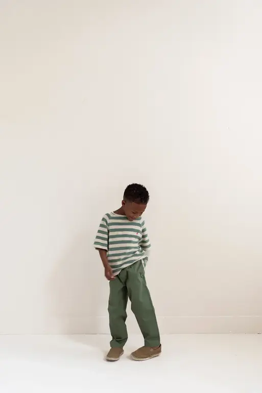 Jenest comfy chino // dark sage green