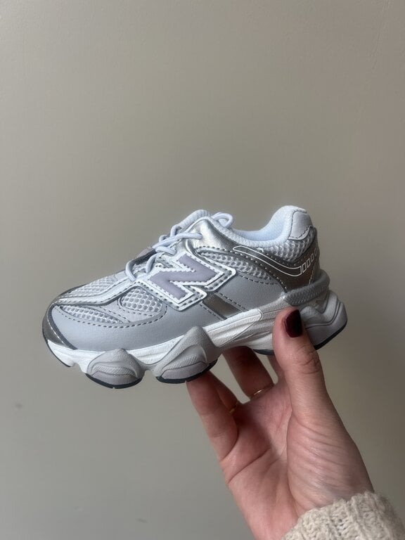 New Balance 9060 toddler // rain cloud/truffle salt