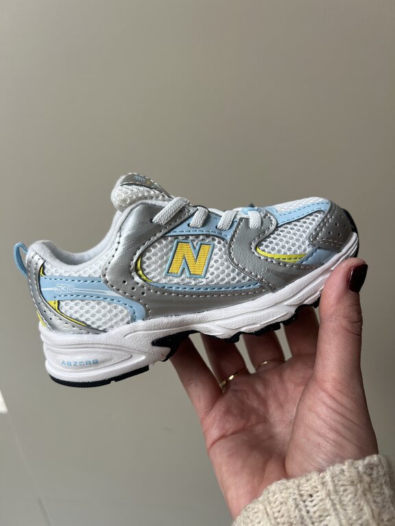 New Balance 530 kids bungee lace // light silver metallic/cloud