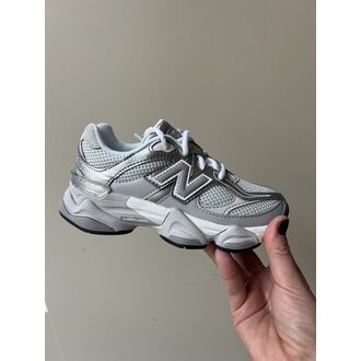 New Balance 9060 teens // rain cloud/truffle salt