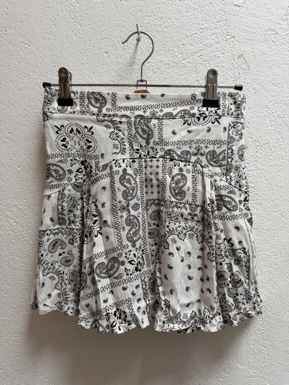 Preloved 2. Les temps des cerises rokje zwart/wit // 10y