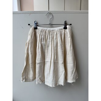 Preloved 3. Longlivethequeen rok creme // 8y