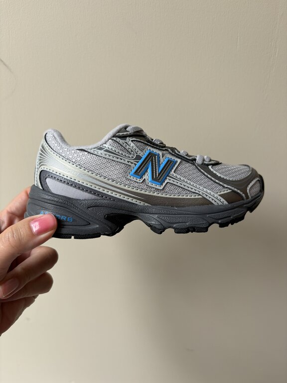 New Balance 740 kids // dark silver metallic