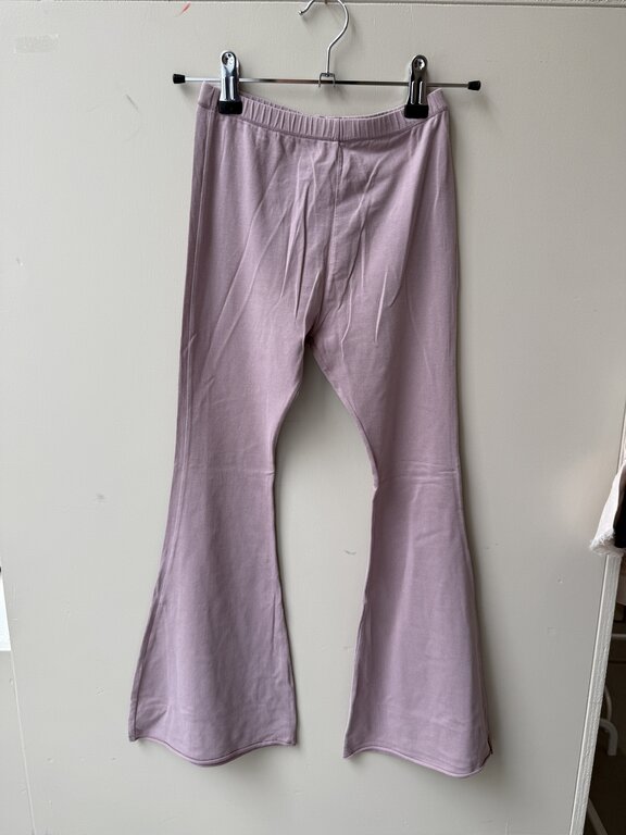 Preloved 3. Nixnut flared broek lila // 134