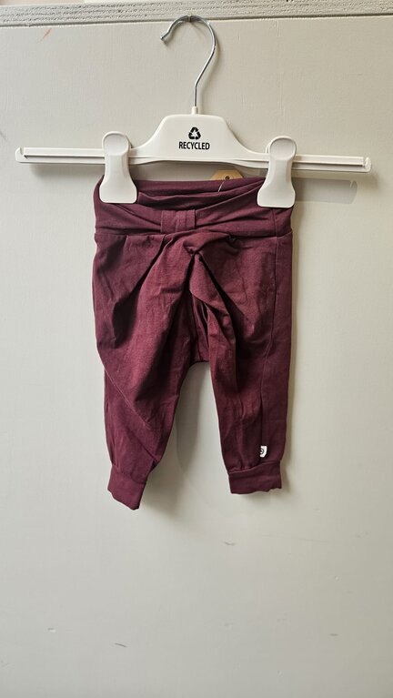 Preloved 13. Musli broekje bordeaux // 62