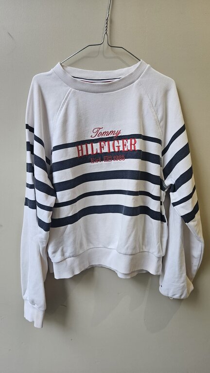 Preloved 15. Tommy Hilfiger trui blauw gestreept // 140