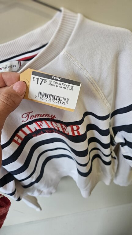 Preloved 15. Tommy Hilfiger trui blauw gestreept // 140