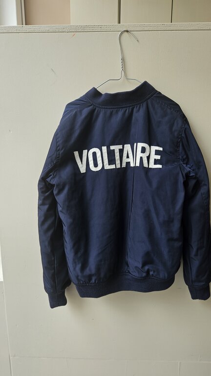 Preloved 1. Zadig & Voltaire jacket // 10y