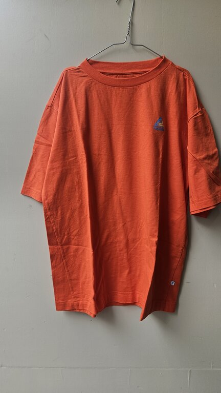 Preloved 1. Repose oranje shirt // 16y