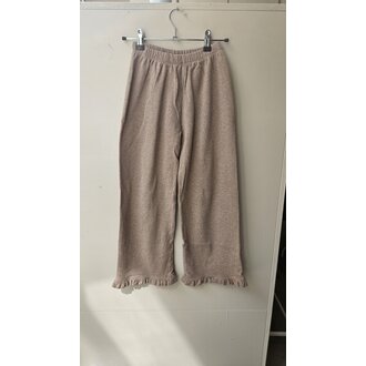 Preloved 1. Nixnut zandkleurig setje ruffle // 140