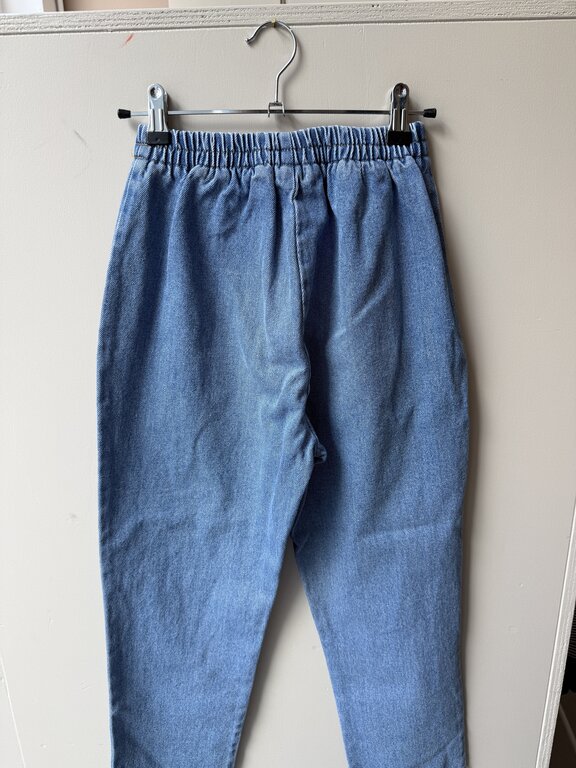 Preloved 10. Nixnut spijkerbroek blauw // 140