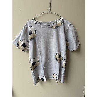 Preloved 11. Snurk tshirt voetbal lichtgrijs // 140
