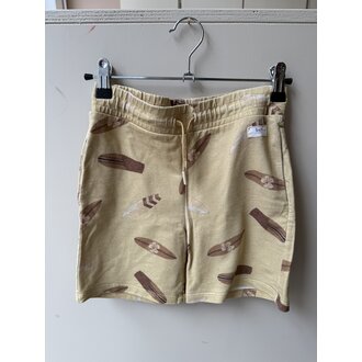 Preloved 11. Baje korte broek surf okergeel/bruin 122/128