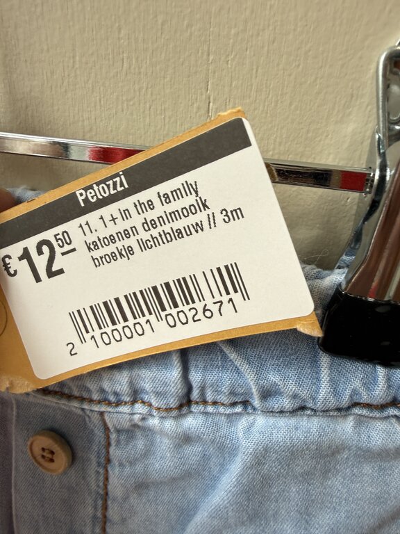 Preloved 11. 1+in the family katoenen denimooik broekje lichtblauw // 3m