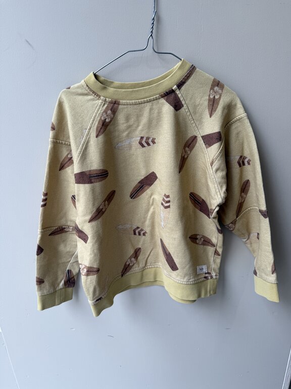 Preloved 11. Baje sweater surf okergeel/bruin // 122/128