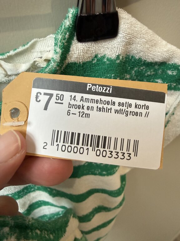 Preloved 14. Ammehoela setje korte broek en tshirt wit/groen // 6-12m