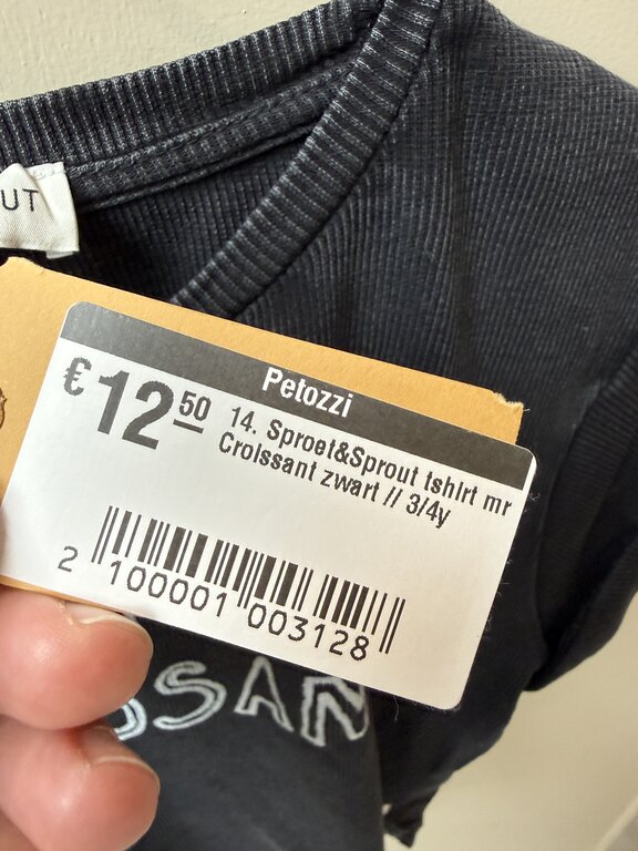 Preloved 14. Sproet&Sprout tshirt mr Croissant zwart // 3/4y