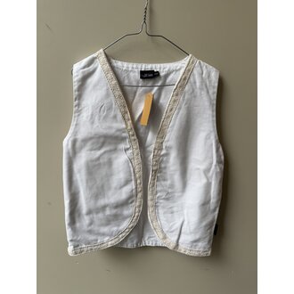 Preloved 1. Milk & Sugar gilet 140-146 // wit met kanten randje