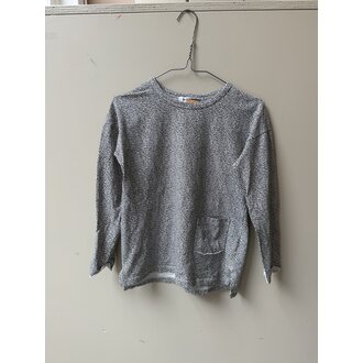 Preloved 5. Mingo longsleeve stippen zwart-wit // 2-4y