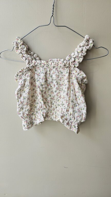 Preloved 1.Buho bloemetjes top // 6y