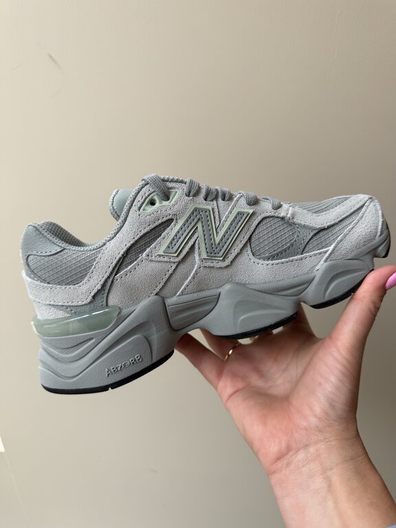 New Balance 9060 teens // bayberry