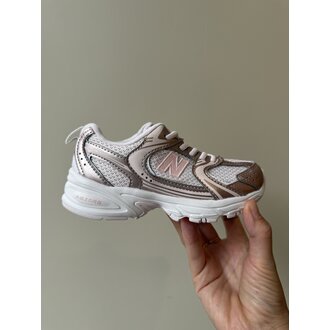 New Balance 530 kids bungee lace // shell pink