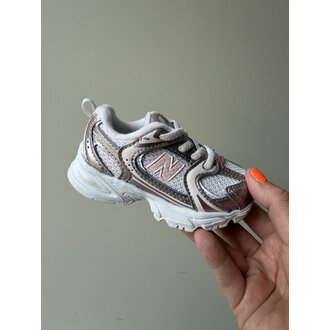 New Balance 530 toddler bungee lace // shell pink