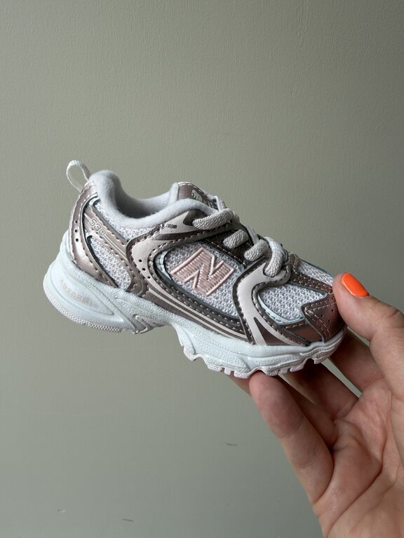 New Balance 530 toddler bungee lace // shell pink